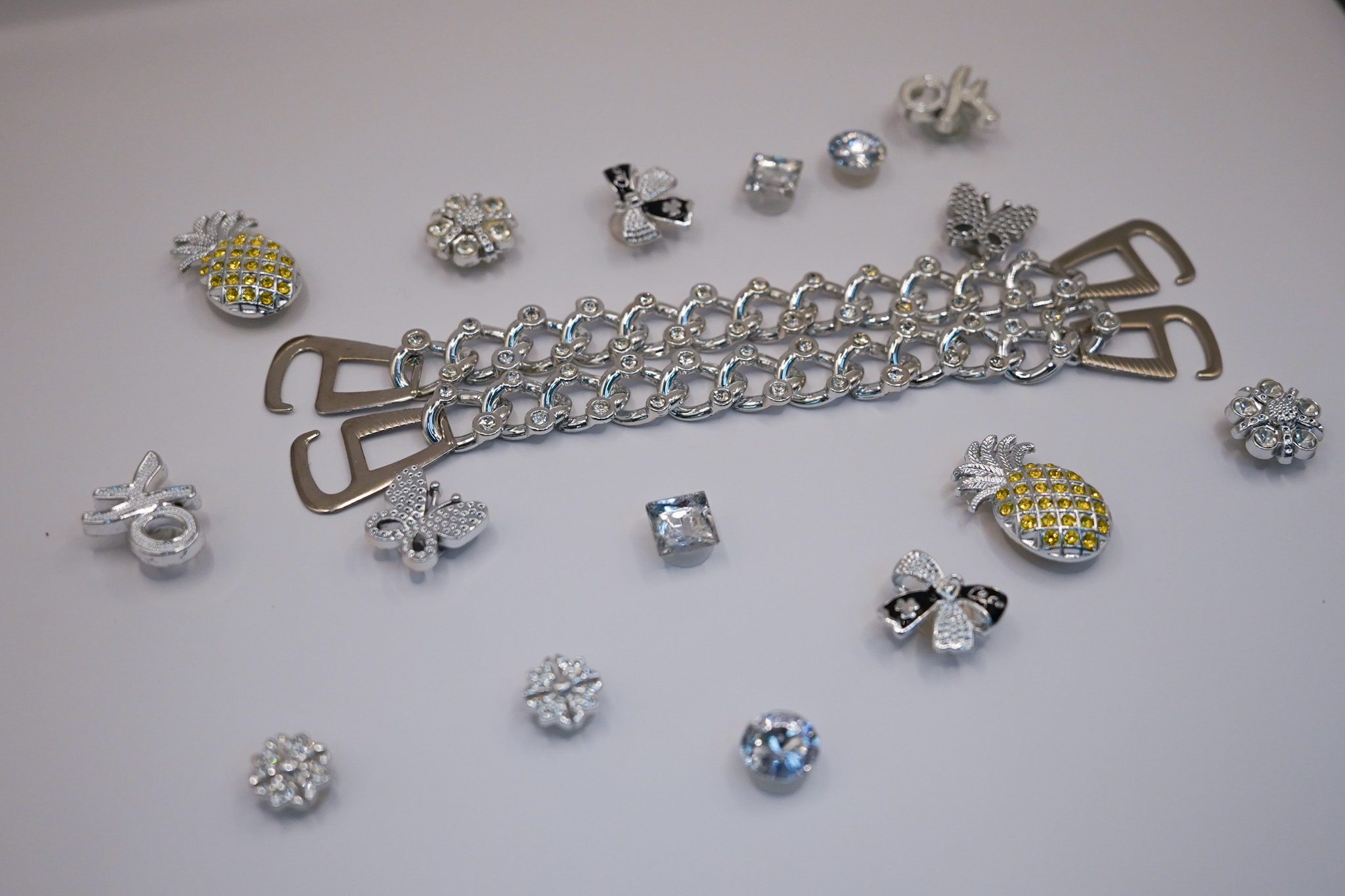 TOKSHOES Jibbitz (อุปกรณ์ตกแต่งรองเท้า)